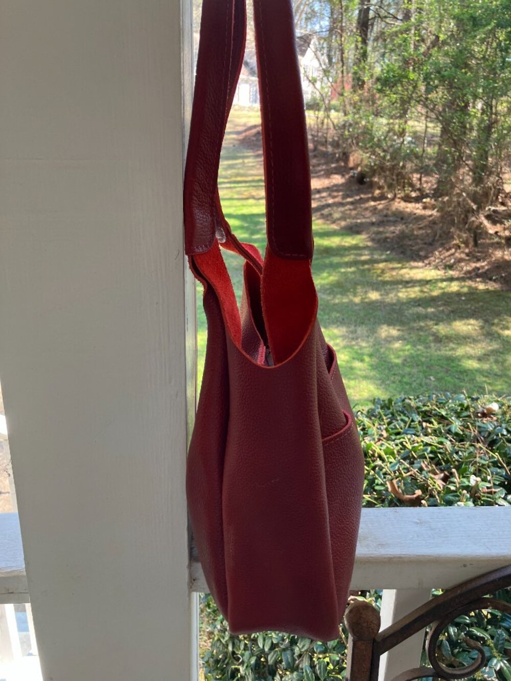 Red hot chili peppers! Portland Leather Madison Shoulder Bag. - Picture 4 of 9
